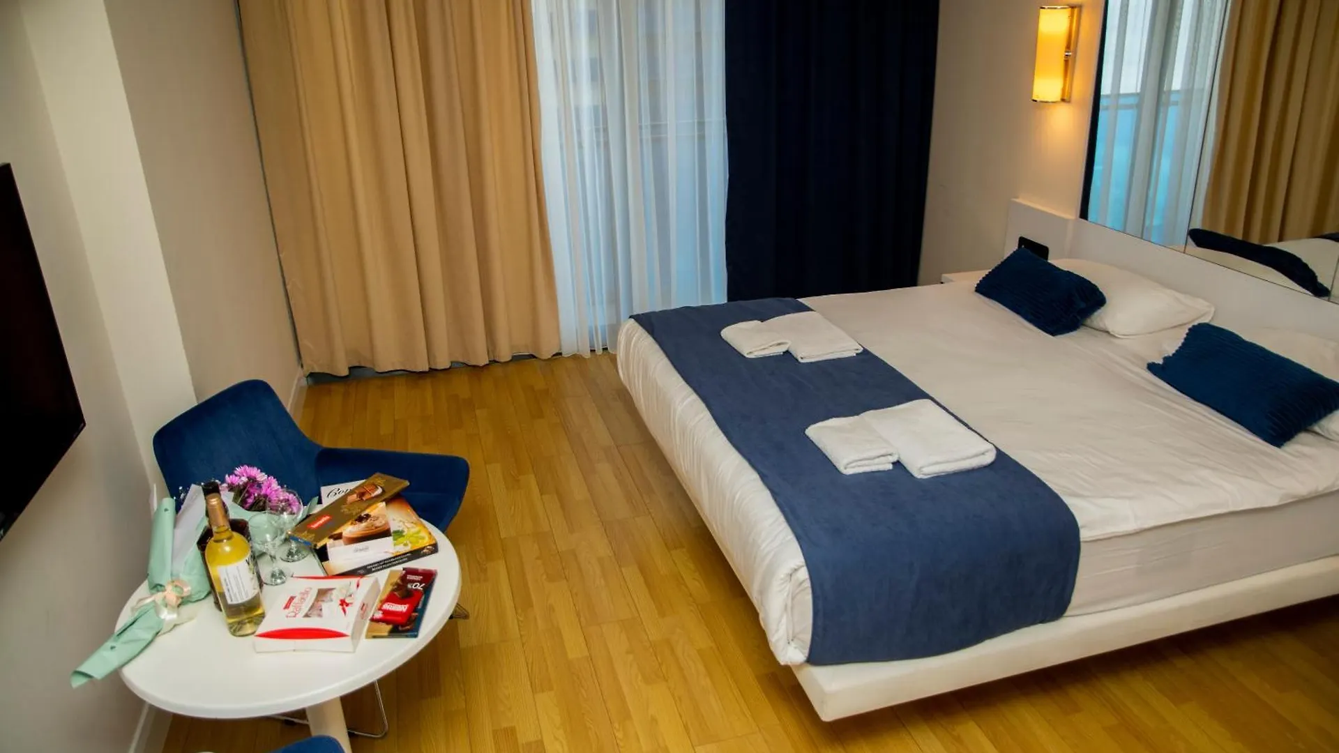 Beautiful Apartments Near The Sea - Orbi City N3 Batumi 5*,  Gruzie