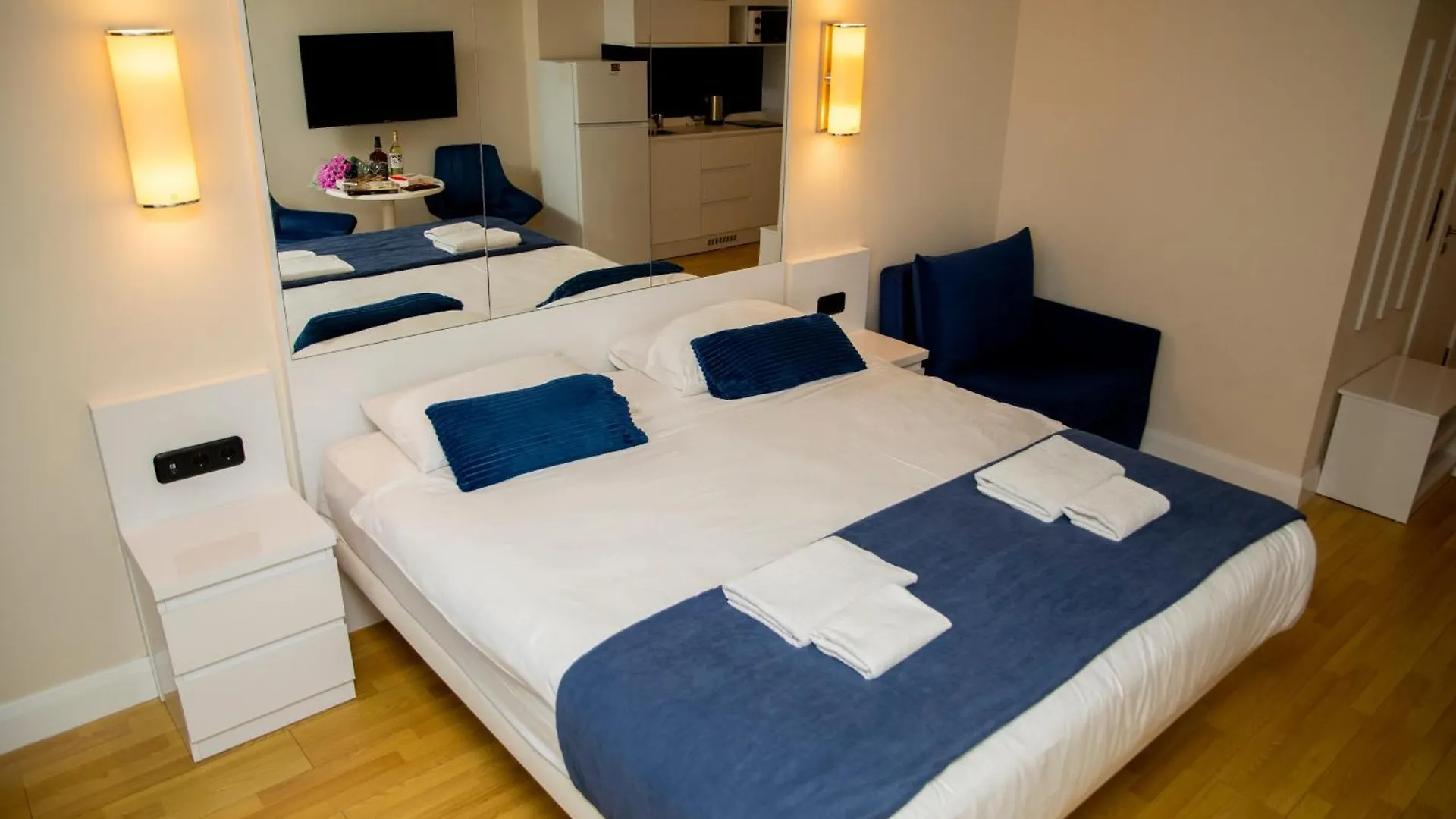 Beautiful Apartments Near The Sea - Orbi City N3 Batumi Hotel