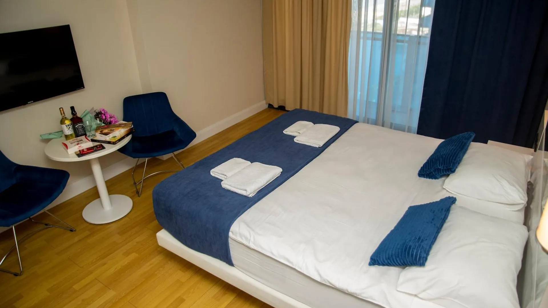 Hotel Beautiful Apartments Near The Sea - Orbi City N3 Batumi